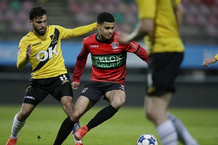 基雄鹿以 基雄鹿以